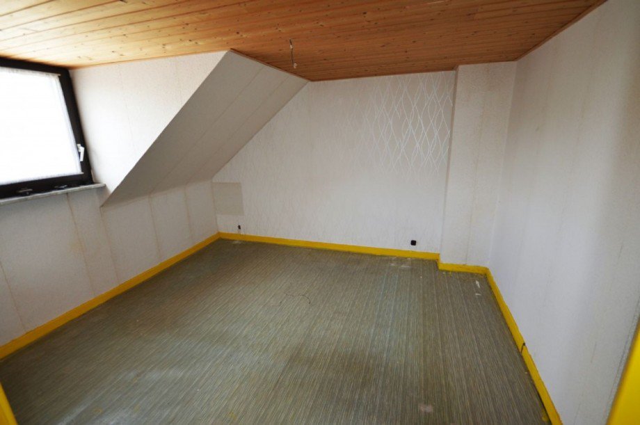 Zimmer 1 DG Reihenmittelhaus H�ckelhoven-Brachelen