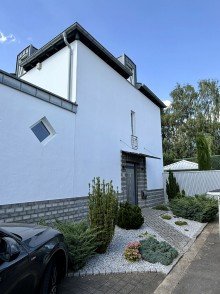 Fronstansicht 2 Großzügiges, modernes Einfamilienhaus mit zusätzlicher Gewerbefläche in Hückelhoven-Ratheim