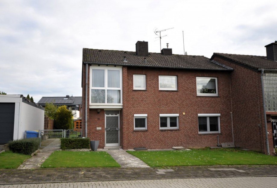Front Bild 2 Etagenwohnung Hückelhoven-Ratheim
