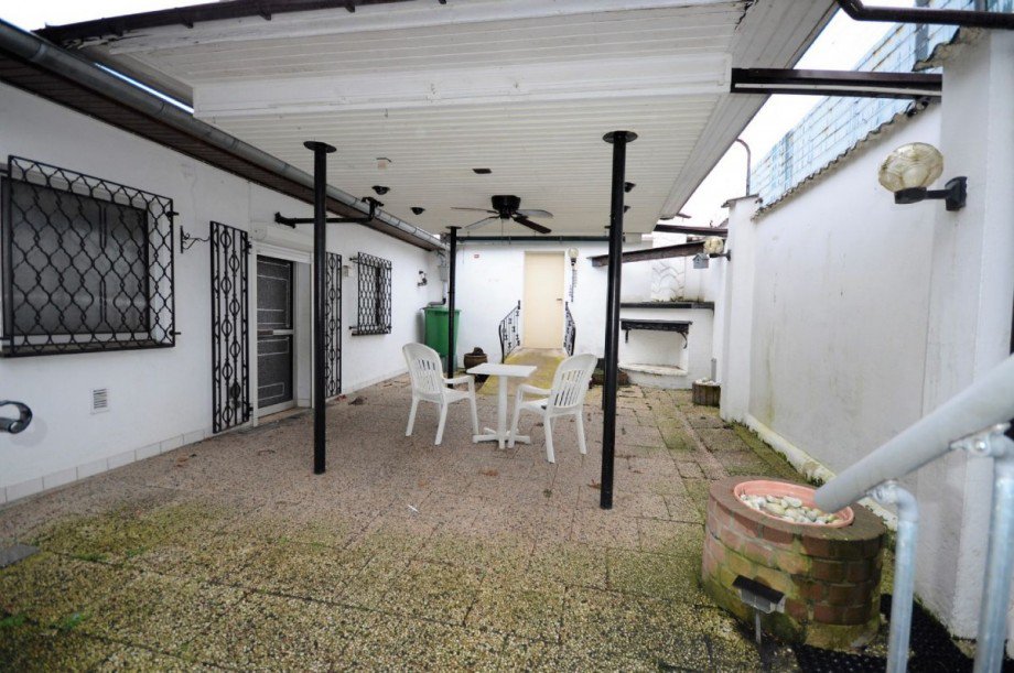 Innenhof Bild 2 Einfamilienhaus H�ckelhoven