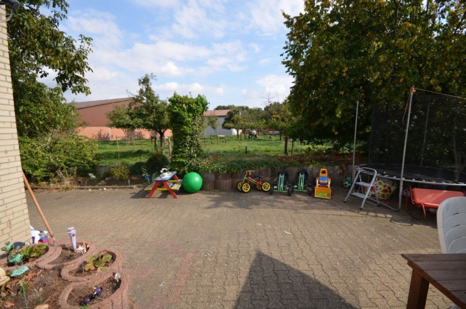 Wohneinheit 2 - Au�enbereich zur Wohnung Bild 3 Mehrfamilienhaus H�ckelhoven-Doveren