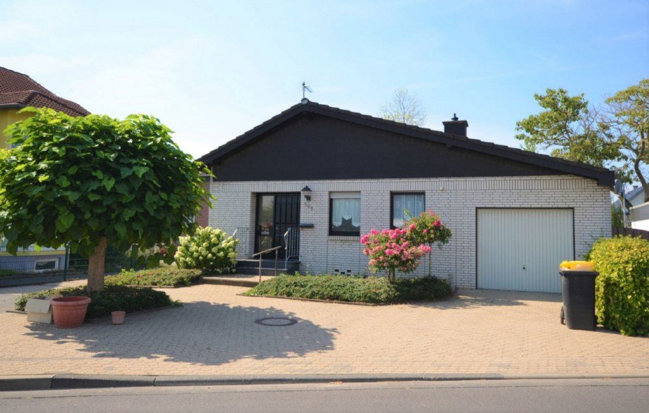 Front Bungalow H�ckelhoven-Ratheim