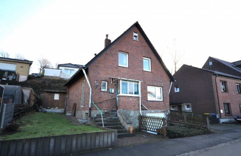 Front Bild 1 Hückelhoven-Kleingladbach Einfamilienhaus Gemütliches Einfamilienhaus für Handwerker in ruhiger Lage von Hückelhoven-Kleingladbach