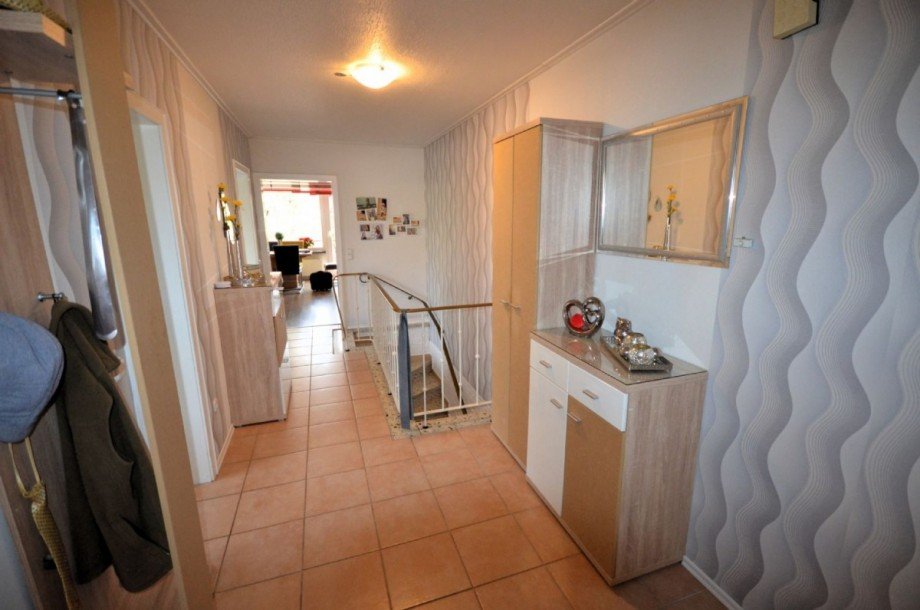 Wohneinheit links - OG Diele Bild 1 Zweifamilienhaus Hückelhoven-Baal