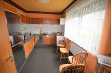 K�che Ger�umiger Bungalow  mit Garage und Garten in ruhiger Lage von H�ckelhoven-Baal